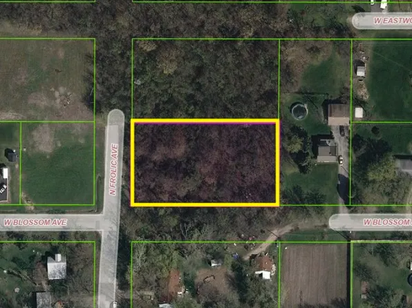 12350 W Blossom Ave, Beach Park, IL 60087