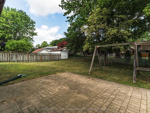 4th image of 45 Westgate Ave