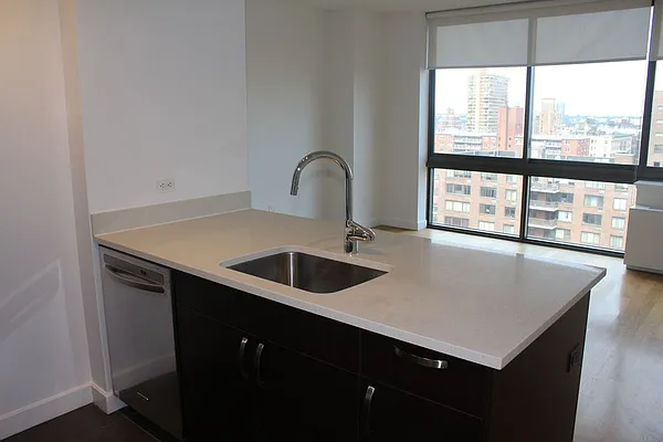 Rented by UDR | media 34