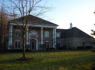 257 Countryside Dr, Broadview Heights, OH 44147