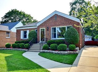 830 S Catherine Ave, La Grange, IL 60525