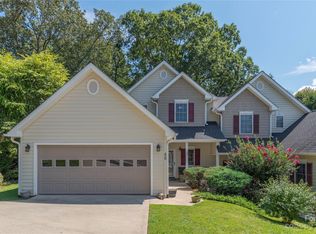 45 Viera Dr, Swannanoa, NC 28778