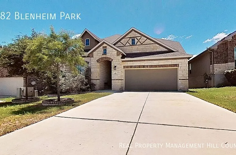 3282 Blenheim Park — Photo 1