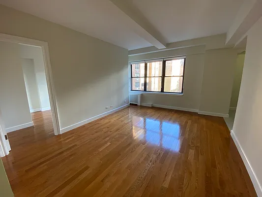 Rented by Stonehenge NYC LLC | media 27