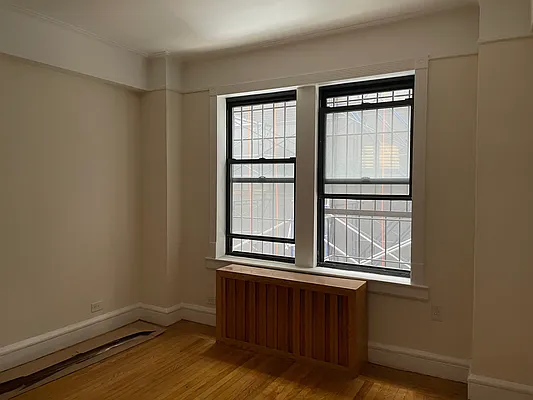 Rented by Meraki Realty LLC | media 29