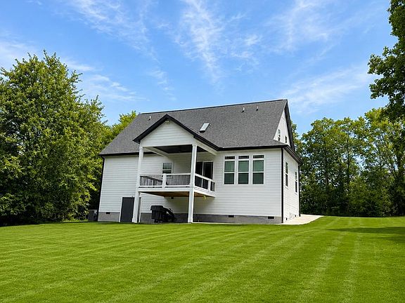 2nd image of 210 Cocoa Rd