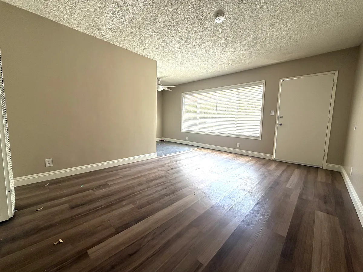 Building Photo - 939 Pacific Ave #6