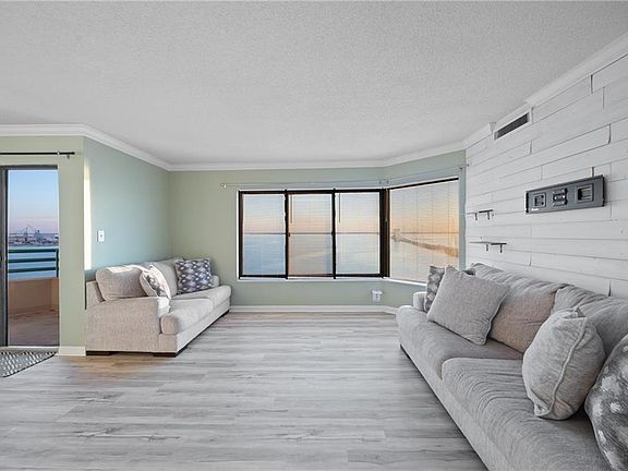 2nd image of 7501 River Rd APT 14C