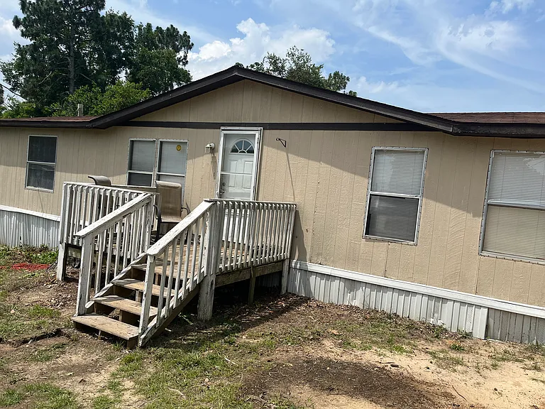 828 Partridge Bend Rd — Photo 1