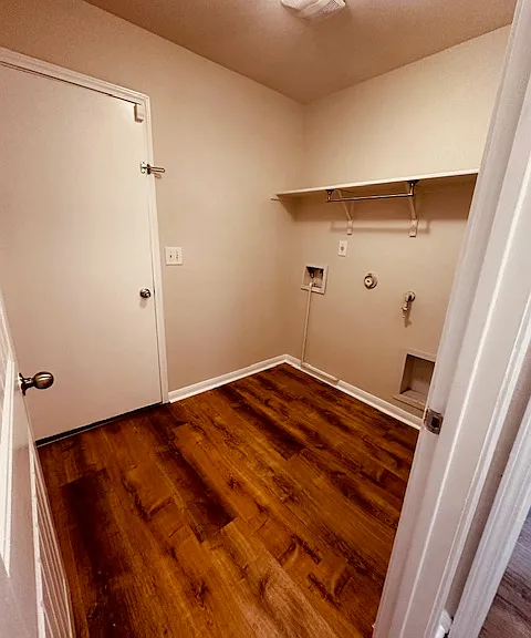 Laundry Room (looking to garage entrance)