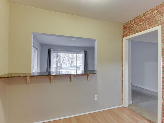 5th image of 1193 Smith Ave S