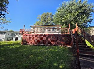 37 Cobb Rd, Crossville, TN 38571