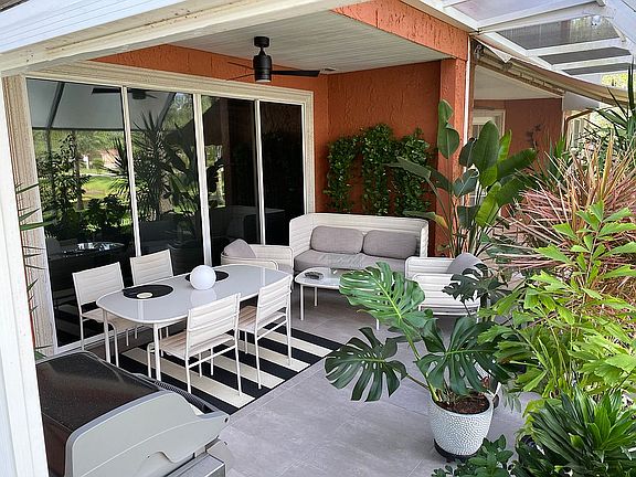 3rd image of 6717 Vista Del Lago Ave