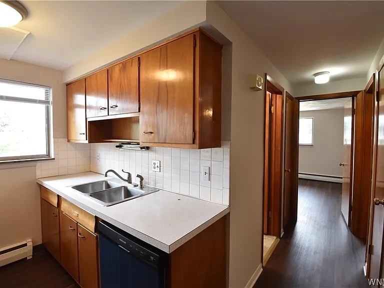 28 Mallory Rd #3 — Photo 7