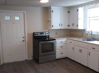 87 Pond St FLOOR 1, West Warwick, RI 02893