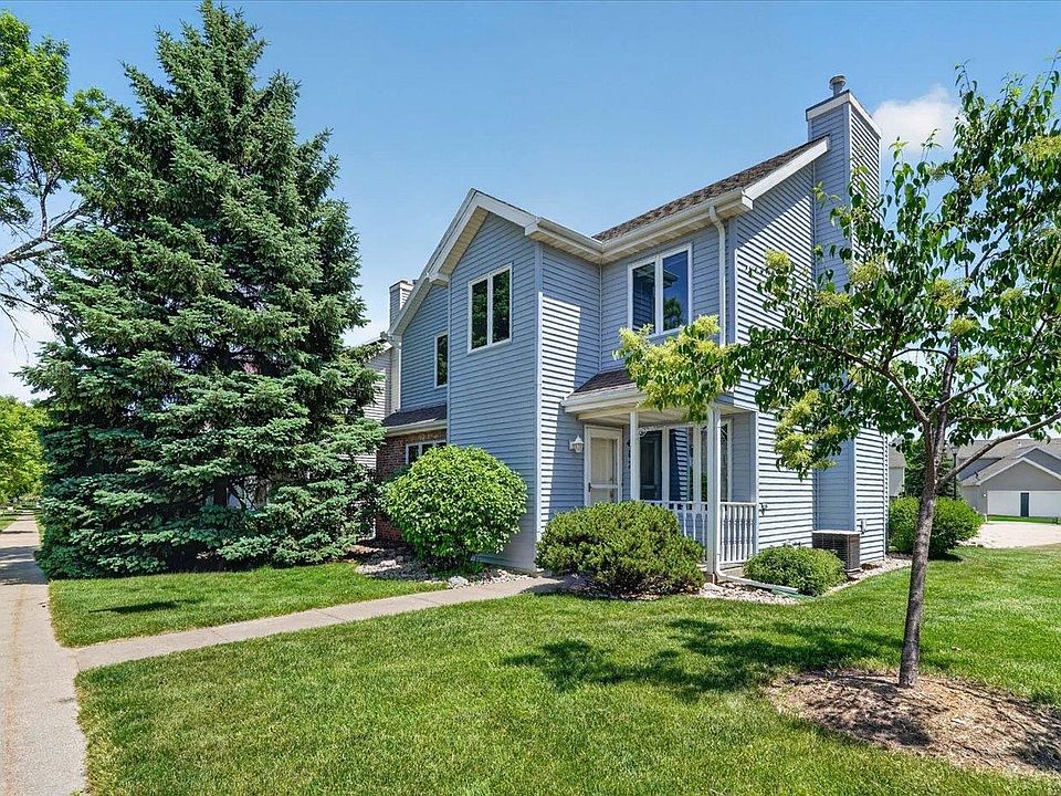 1st image of 417 Cherry Hill Dr
