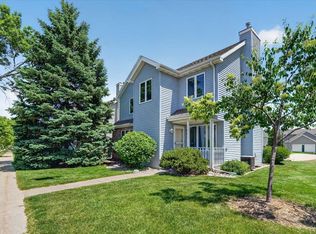 417 Cherry Hill Dr, Madison, WI 53717