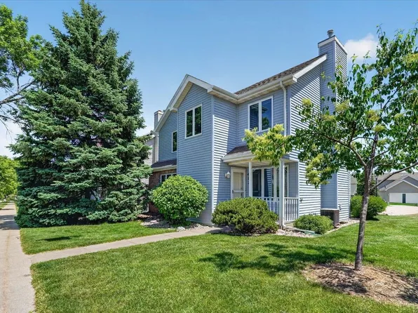 417 Cherry Hill Dr, Madison, WI 53717