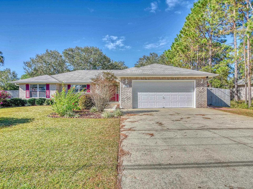 1st image of 1889 Everglades Dr
