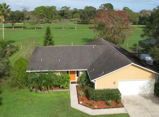 1092 Fairlawn Dr, Rockledge, FL 32955