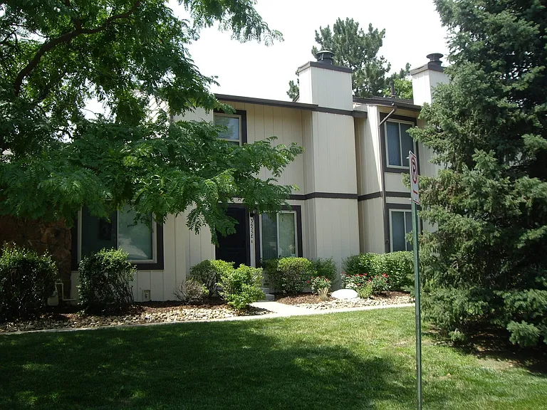 3655 S Kittredge St #E — Photo 20