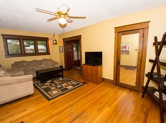 4th image of 1760 Kessler Blvd