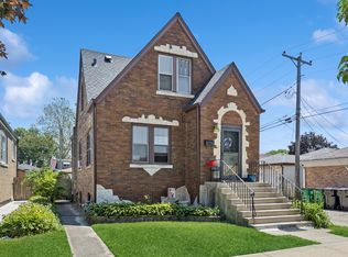 3835 Maple Ave, Berwyn, IL 60402