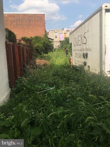 2nd image of 6043 Osage Ave