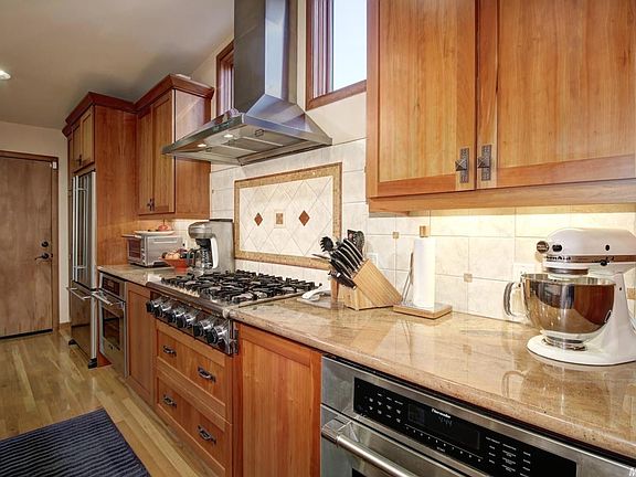 5th image of 18 Los Gatos Cir