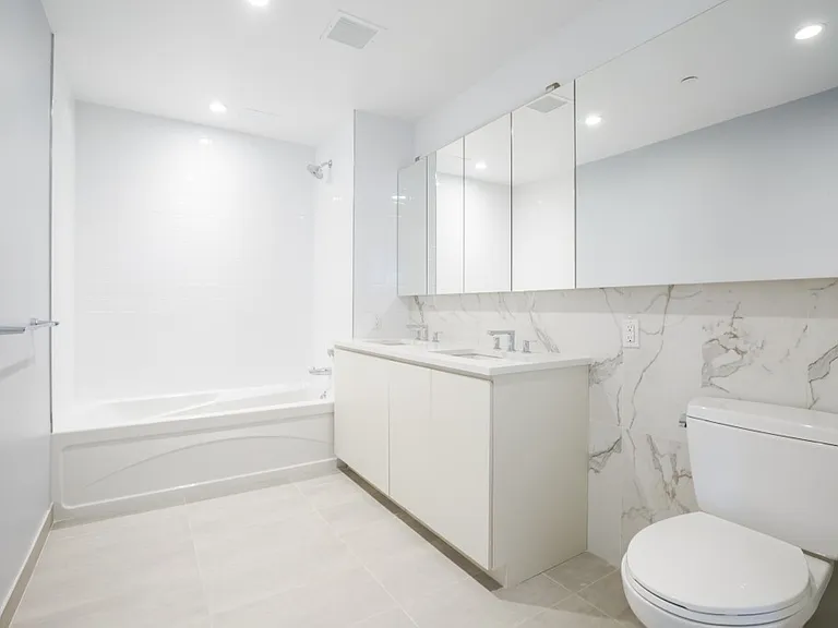 37-14 36th St #8K — Photo 8