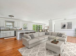 642 Fielding Rd, Charlotte, NC 28214