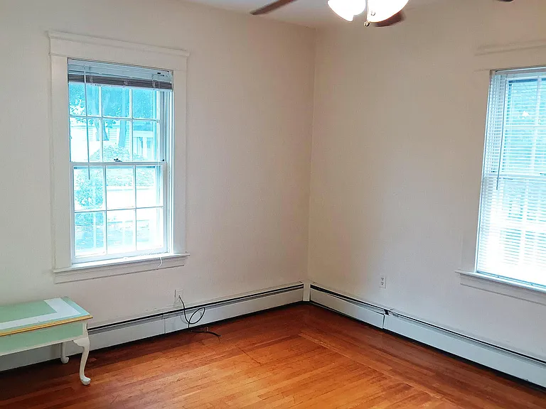 29 Ogden St — Photo 16