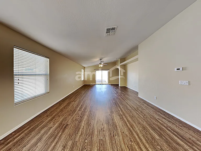 24160 W Lasso Ln — Photo 6