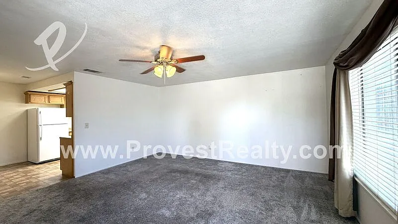 2 bed, 1.0 bath, 951 sqft, $1,150 — Photo 3
