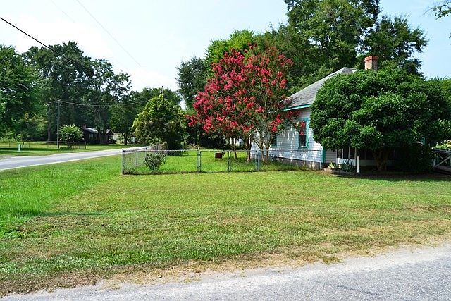 2nd image of 3 Malloy St
