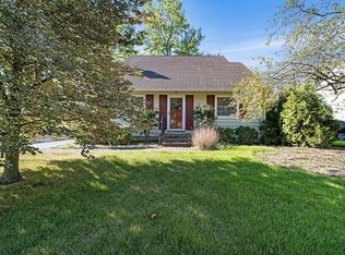 1915 Zollinger Rd, Columbus, OH 43221