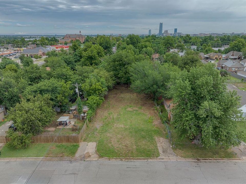 1st image of 633 SW 31st St #31