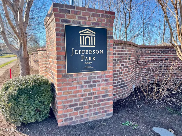 1637 Charlottesville Blvd, Knoxville, TN 37922