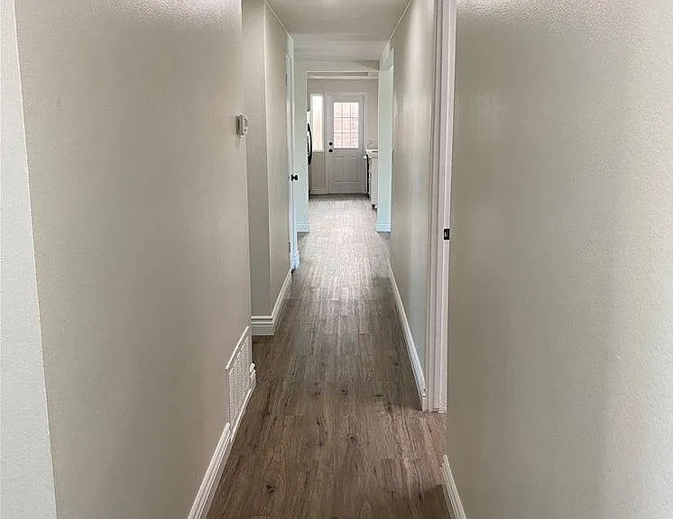 1246 E Quincy Ave — Photo 20
