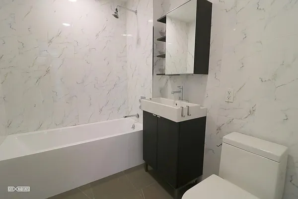 Rented by Citi Habitats | media 16