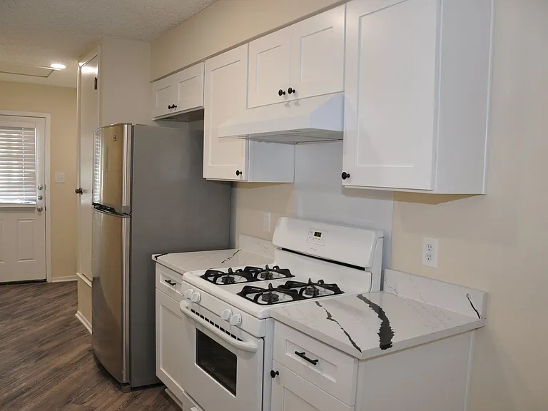 804 Osage Dr #A — Photo 7
