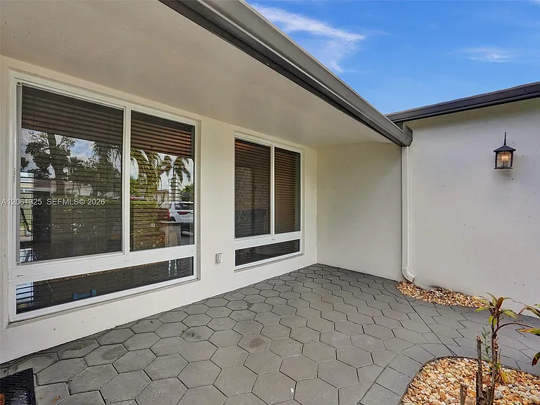 7600 Grandview Blvd — Photo 17