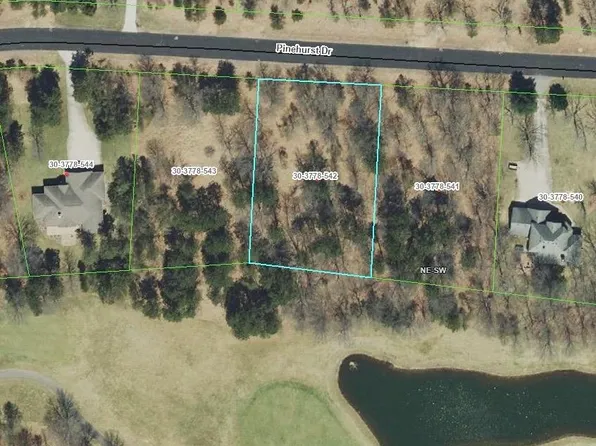 352A Pinehurst Dr, Nekoosa, WI 54457