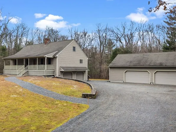 2140 Tanglewood Rd, Dighton, MA 02715