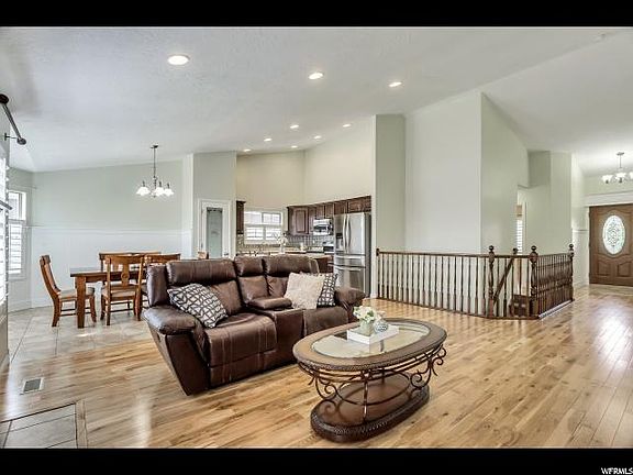 4th image of 11059 S Tippecanoe Way