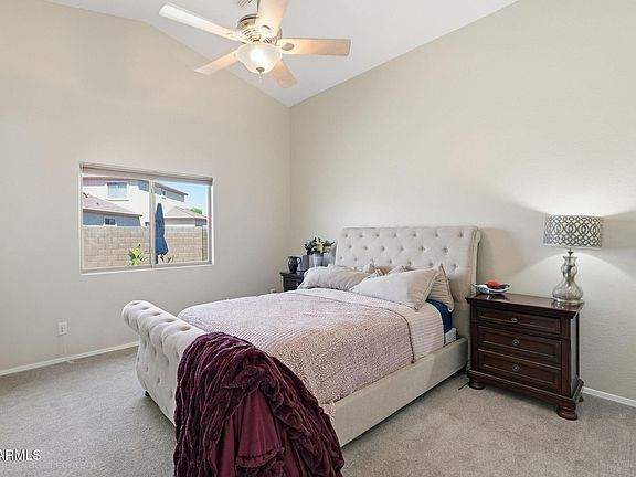 4th image of 2853 N TAYLOR Lane
