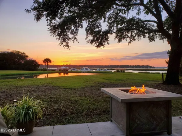 14A Marsh Harbor Dr, Beaufort, SC 29907