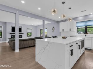 6 Orchard St, Marlboro, NJ 07746