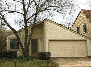 6386 Kindling Ct, Lisle, IL 60532