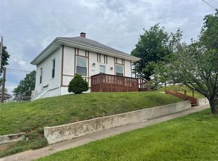 653 N Hawkins Ave, Hannibal, MO